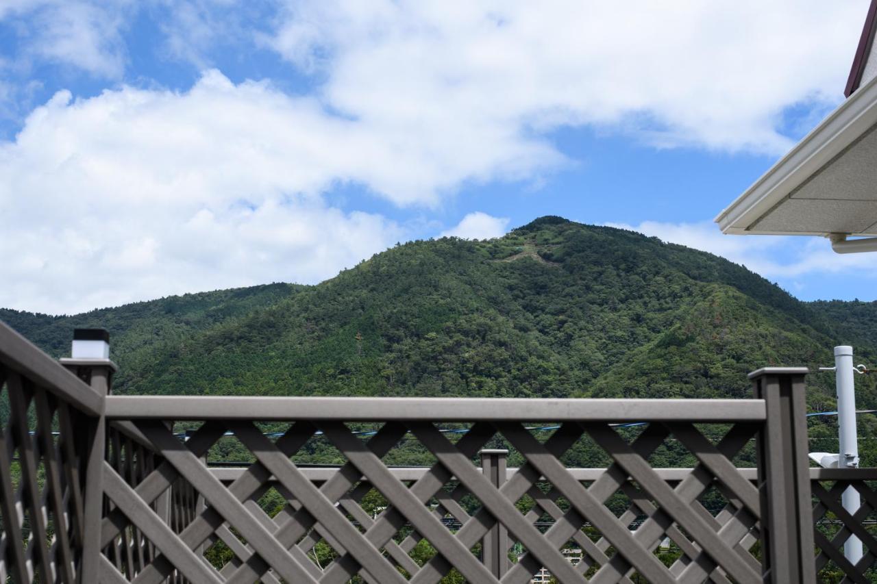 和光荘 Harmonious Light South Vila Hakone Exterior foto